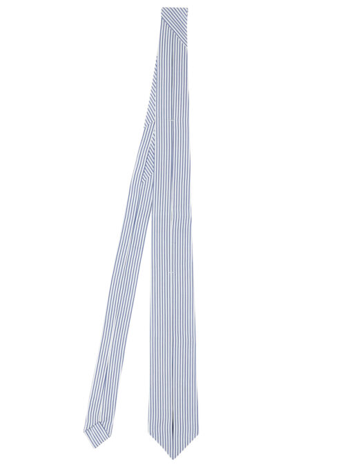 "Bellow" tie