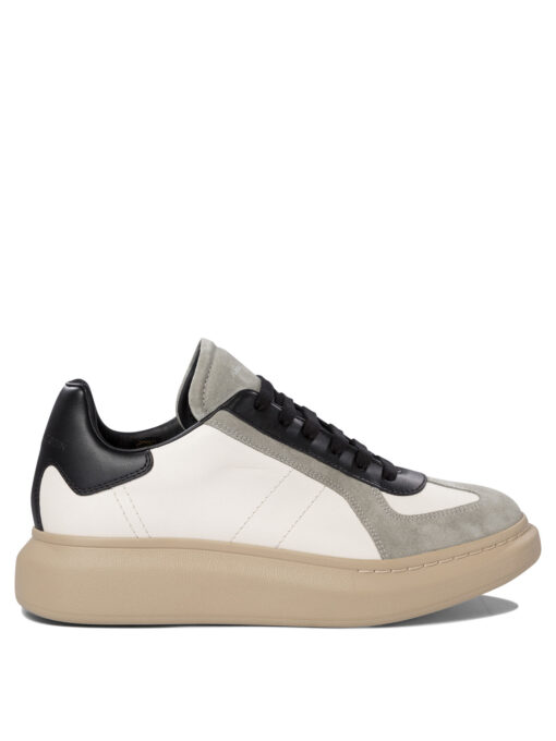 Sneakers & Slip-On