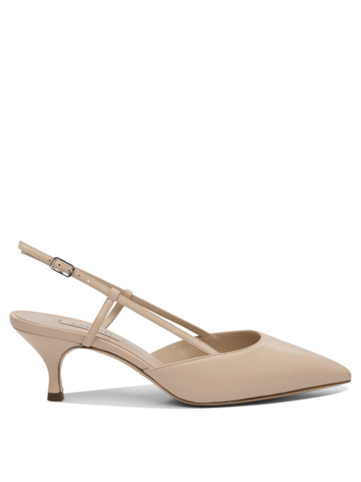 Heeled shoes