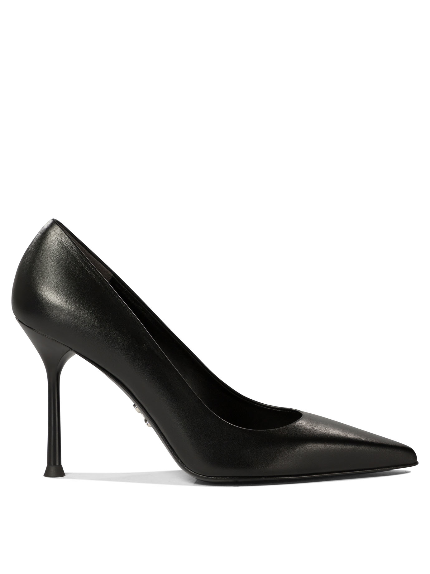 "Musa" pumps