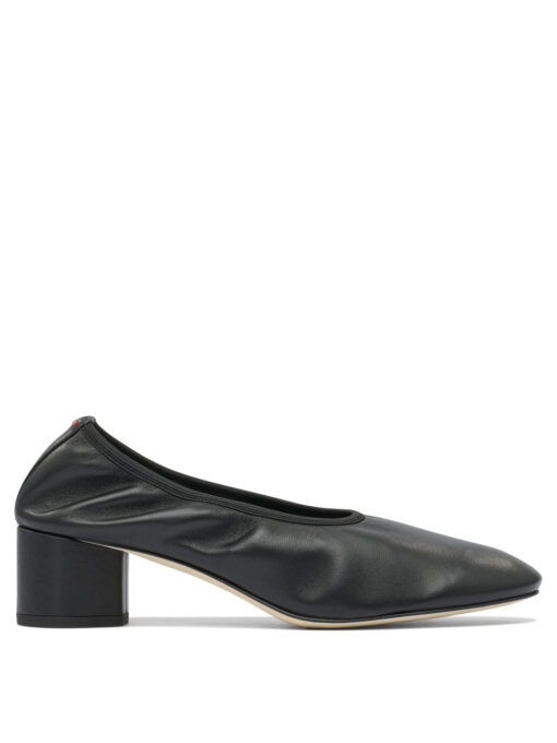 Heeled shoes