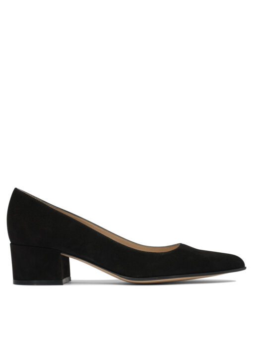 Heeled shoes