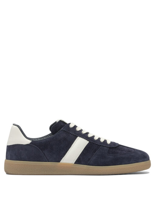 "Archer" sneakers