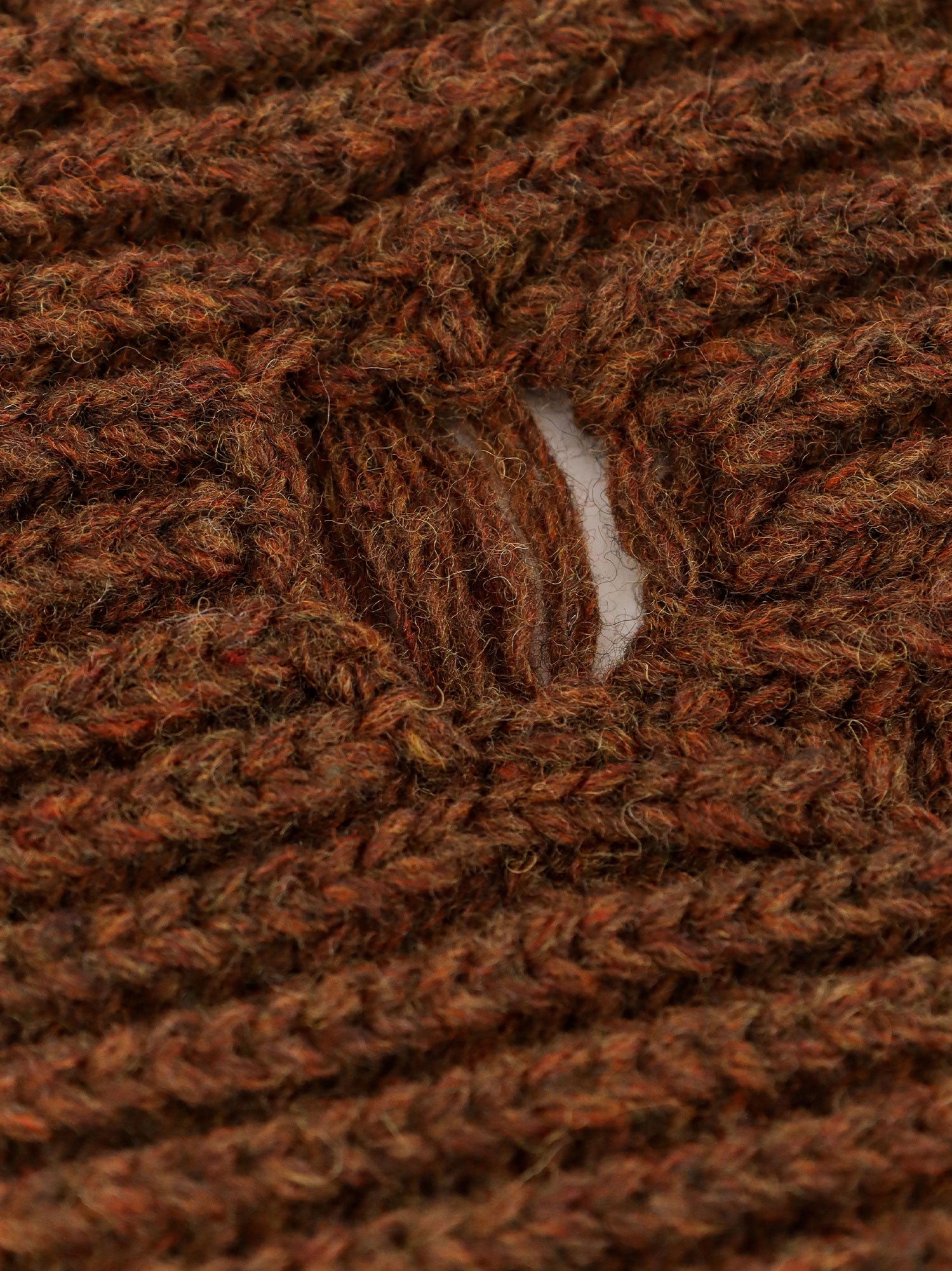 Wool blend scarf with distressed effect - Image 3