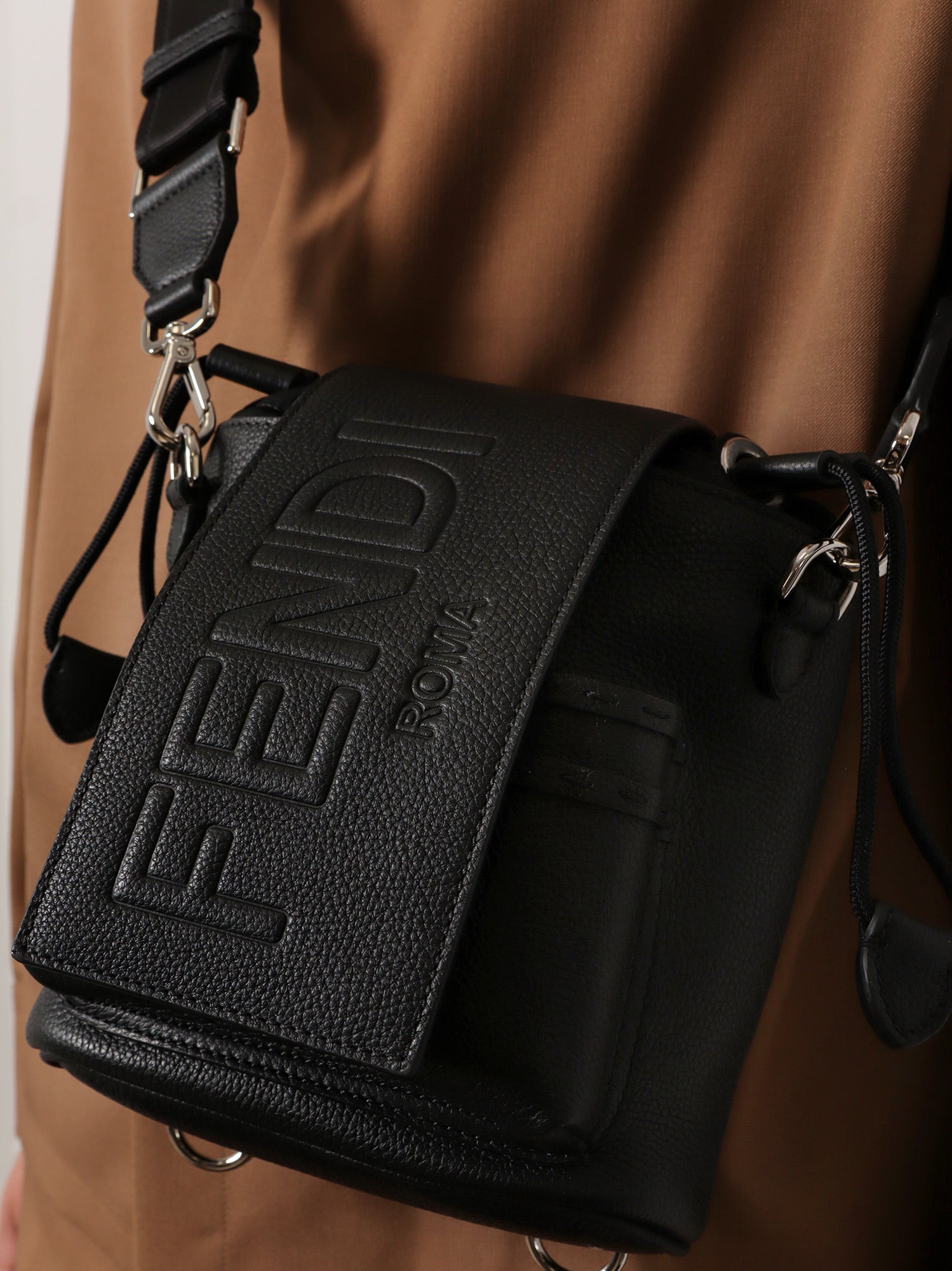 mini Strike Cher messenger bag - Image 2