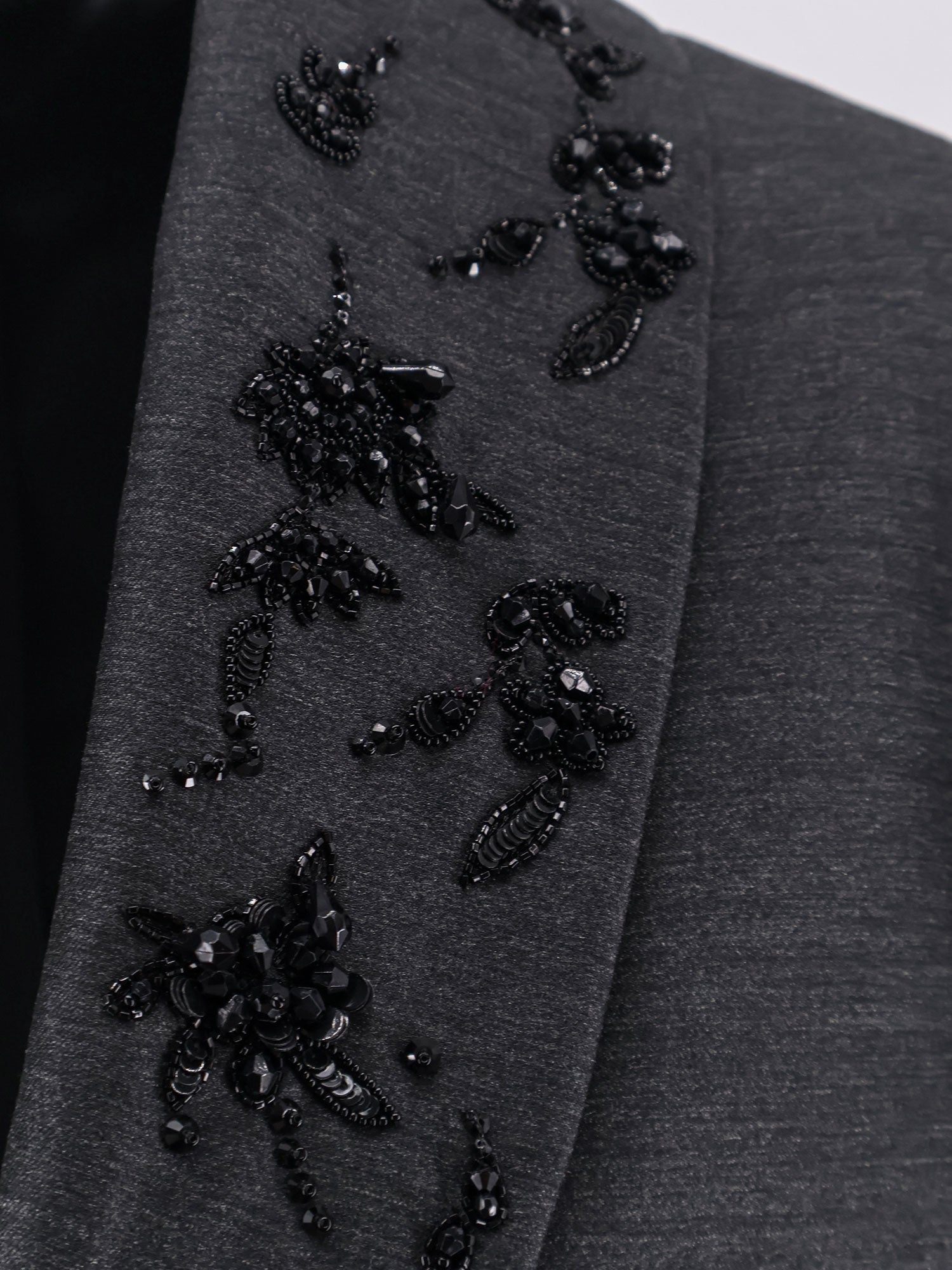 Virgin wool and silk blazer - Image 3