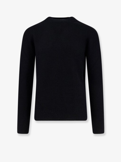 Wool sweater