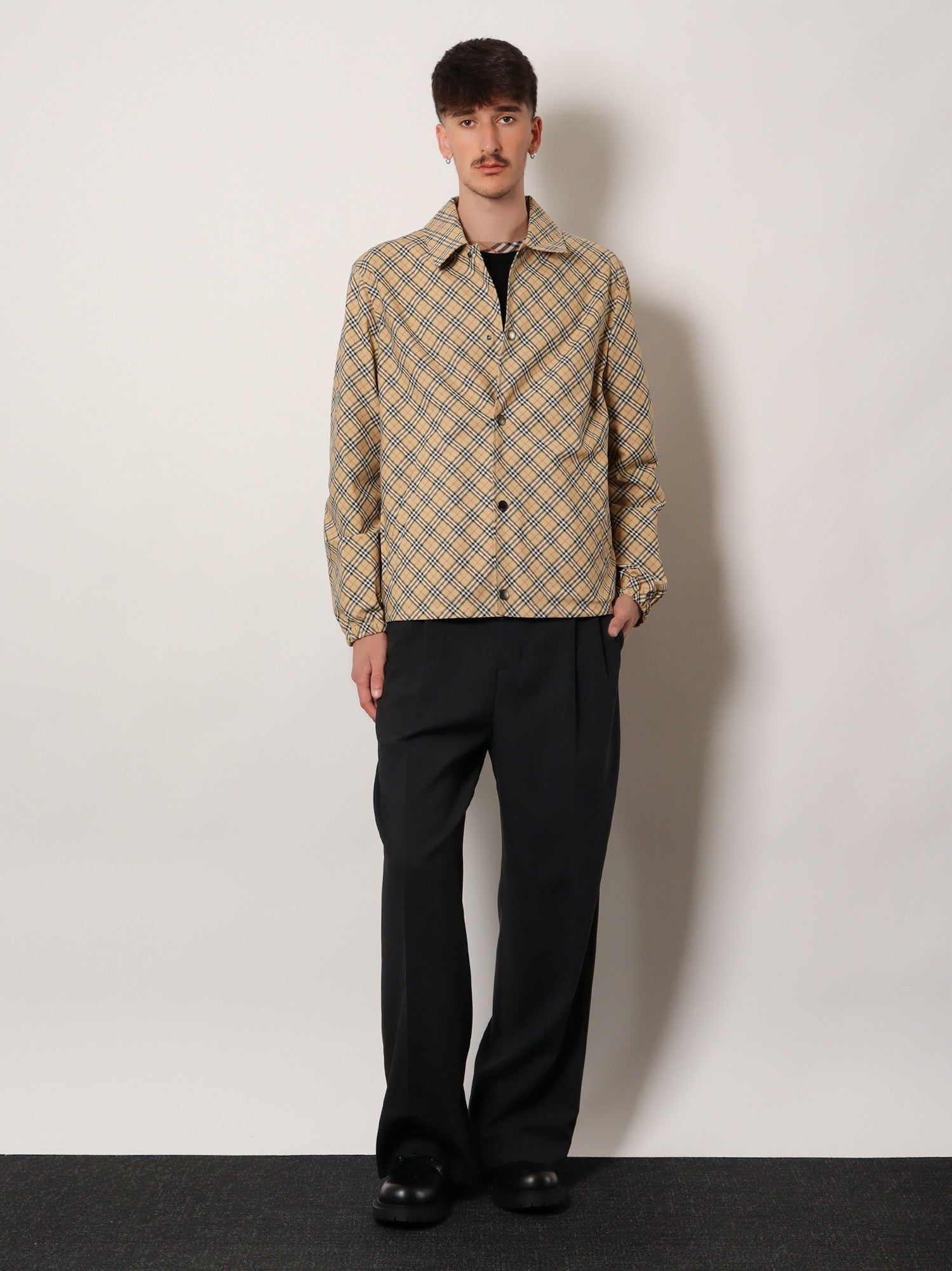 Slindon jacket with iconic Check motif - Image 2
