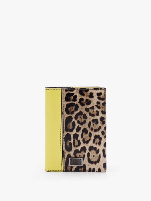 Saffiano leather passport holder with clored leather inserts