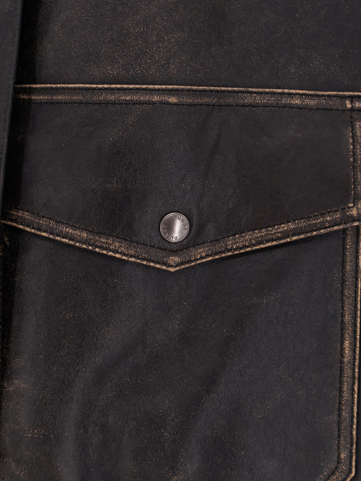 Leather jacket with shearling collar - Image 3