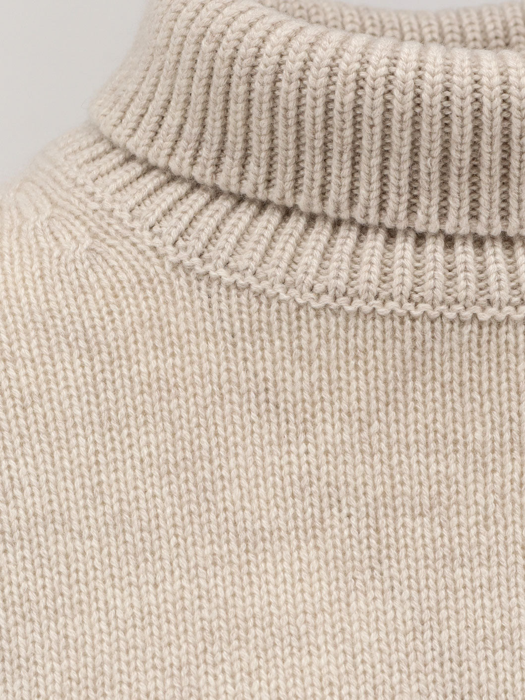 Heidi cashmere turtleneck - Image 3