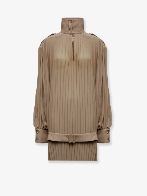 Pleated dress with belt