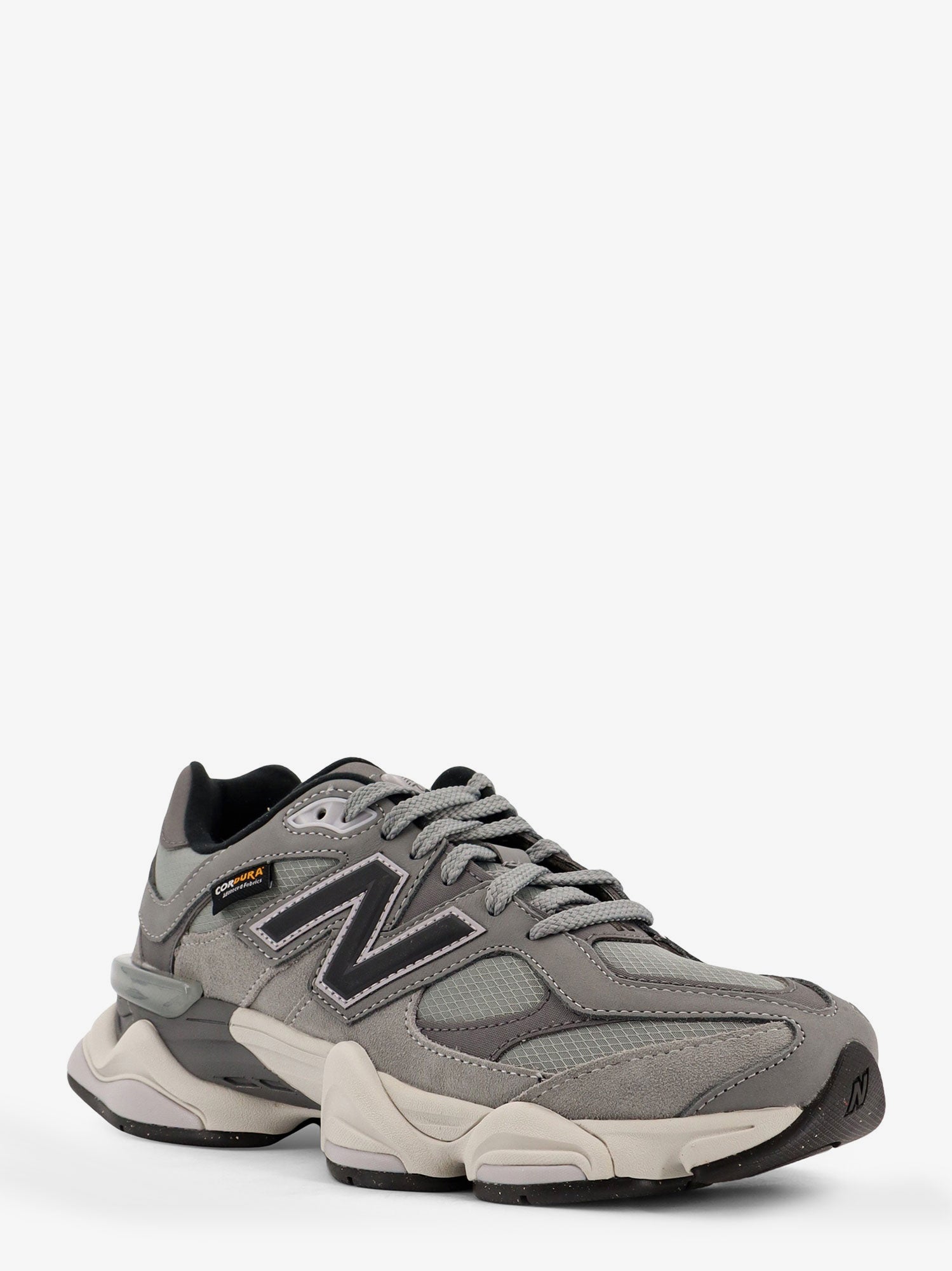 9060 low-top mesh sneakers - Image 2