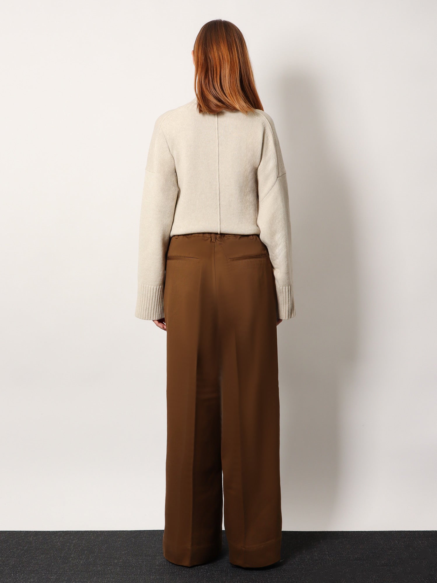 Frjus organic cotton trousers - Image 3