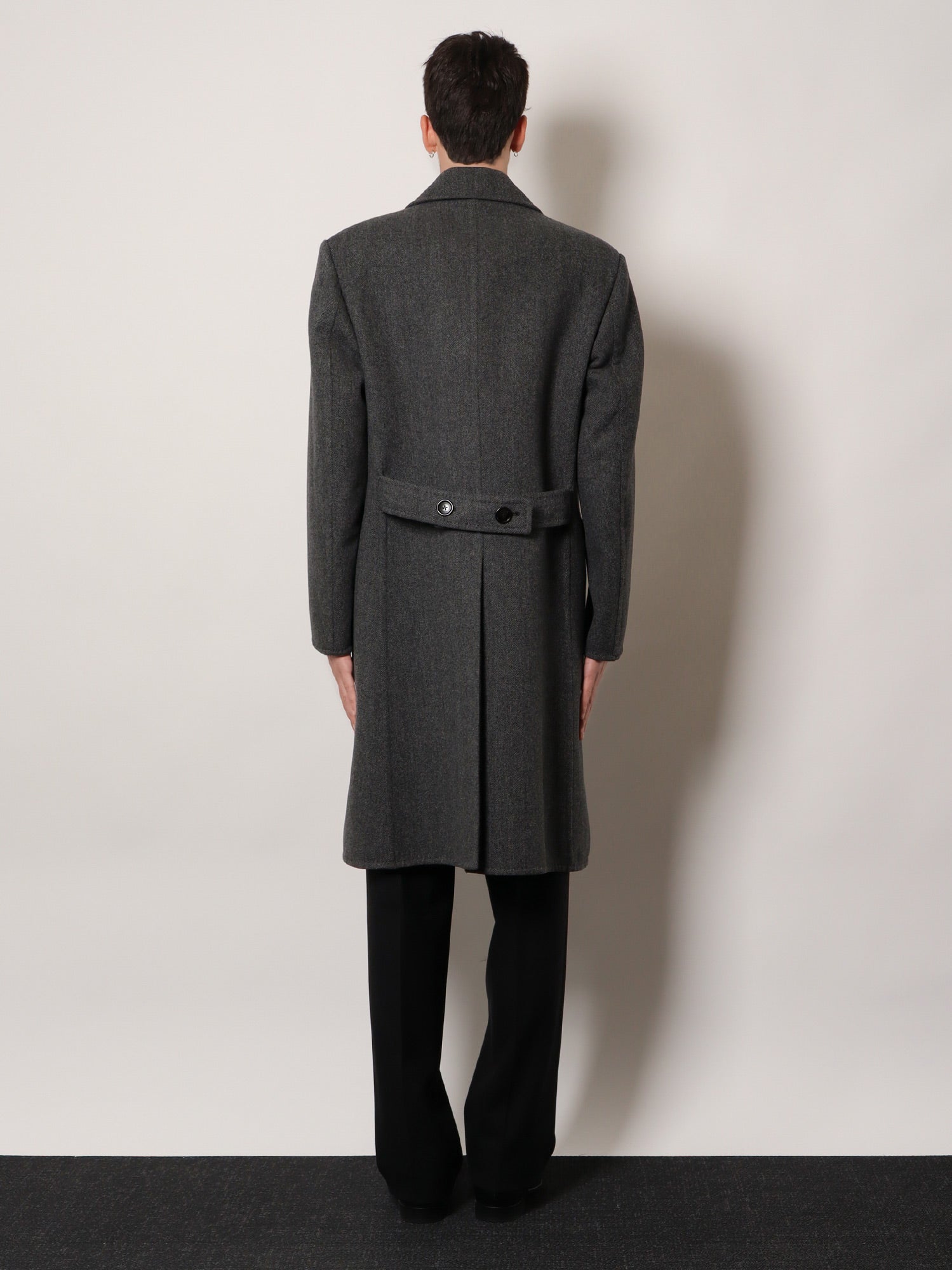 Double-breasted wool coat with herringbone motif - Image 3