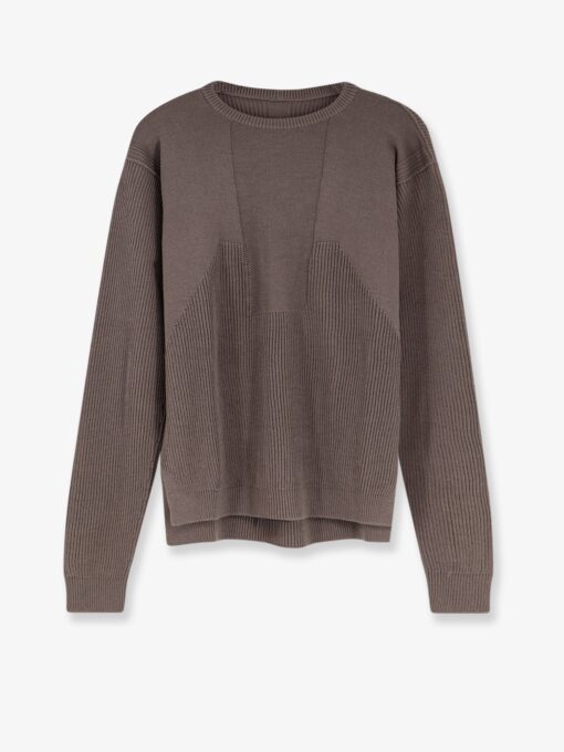 Virgin wool sweater
