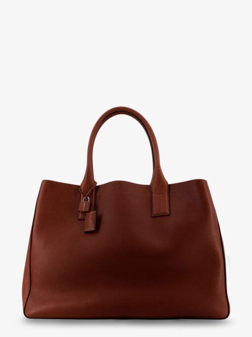 Hammered leather handbag with engraved logo on the front