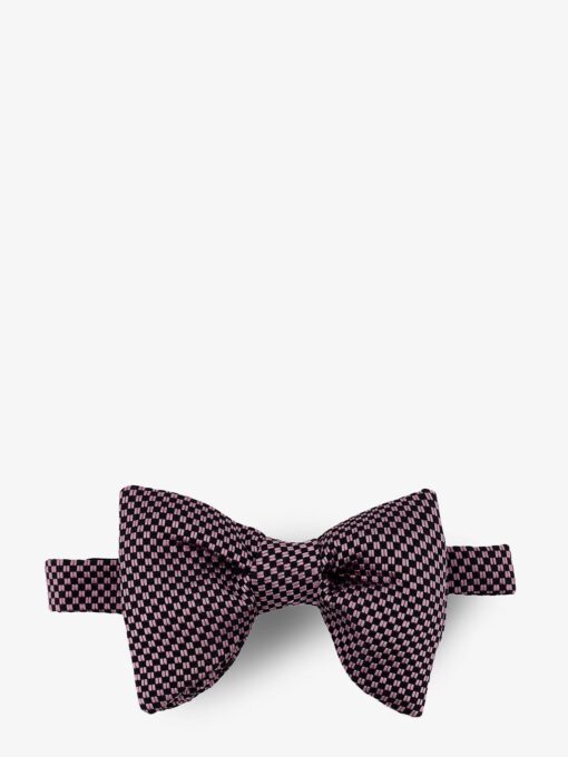 Silk bow