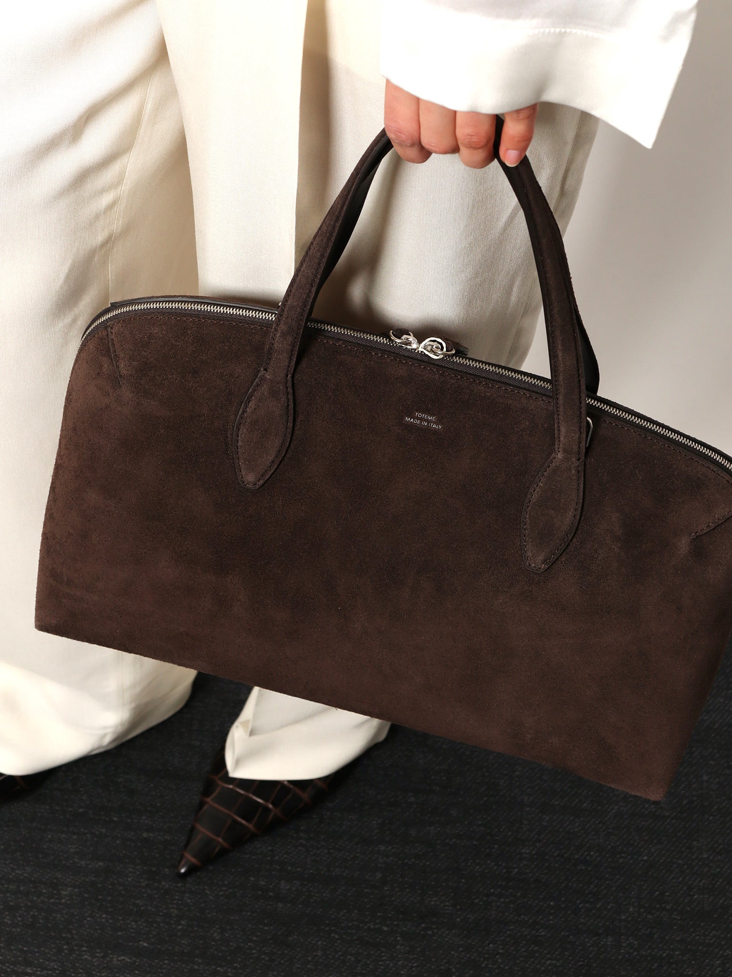 Suede shoulder bag with logo lettering on the front - Image 2
