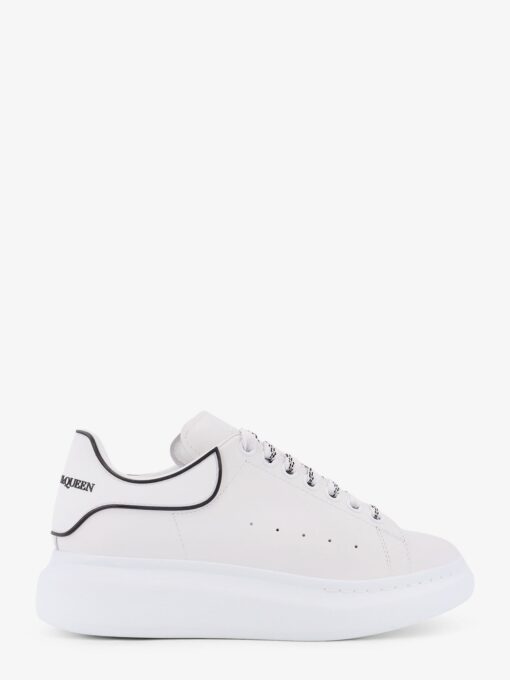 Oversized low-top leather sneakers