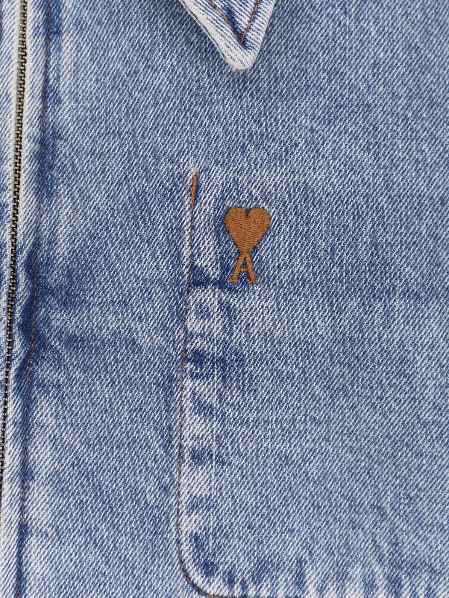 Denim jacket with iconic logo on the front - Image 3