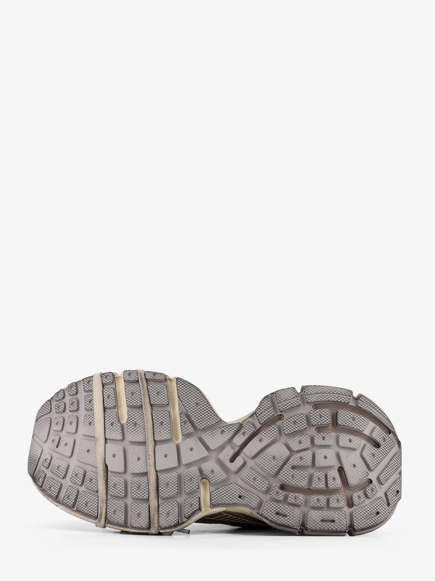 3XL low-top mesh sneakers - Image 3