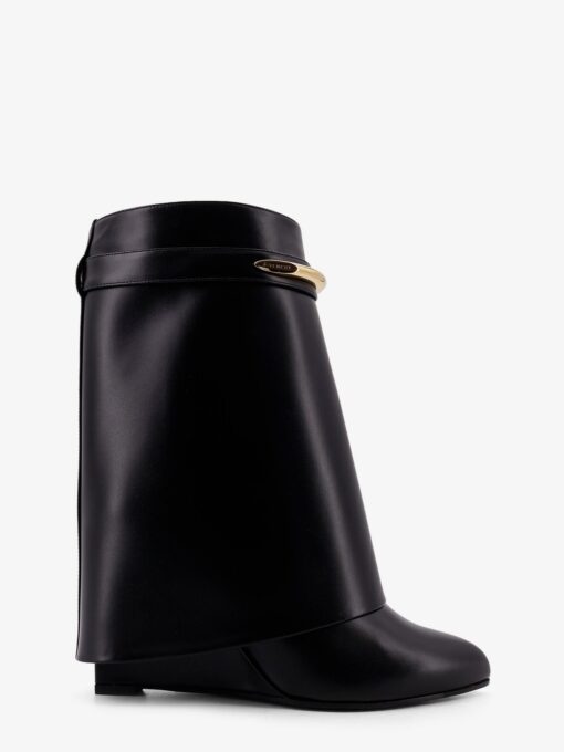 Shark leather boots