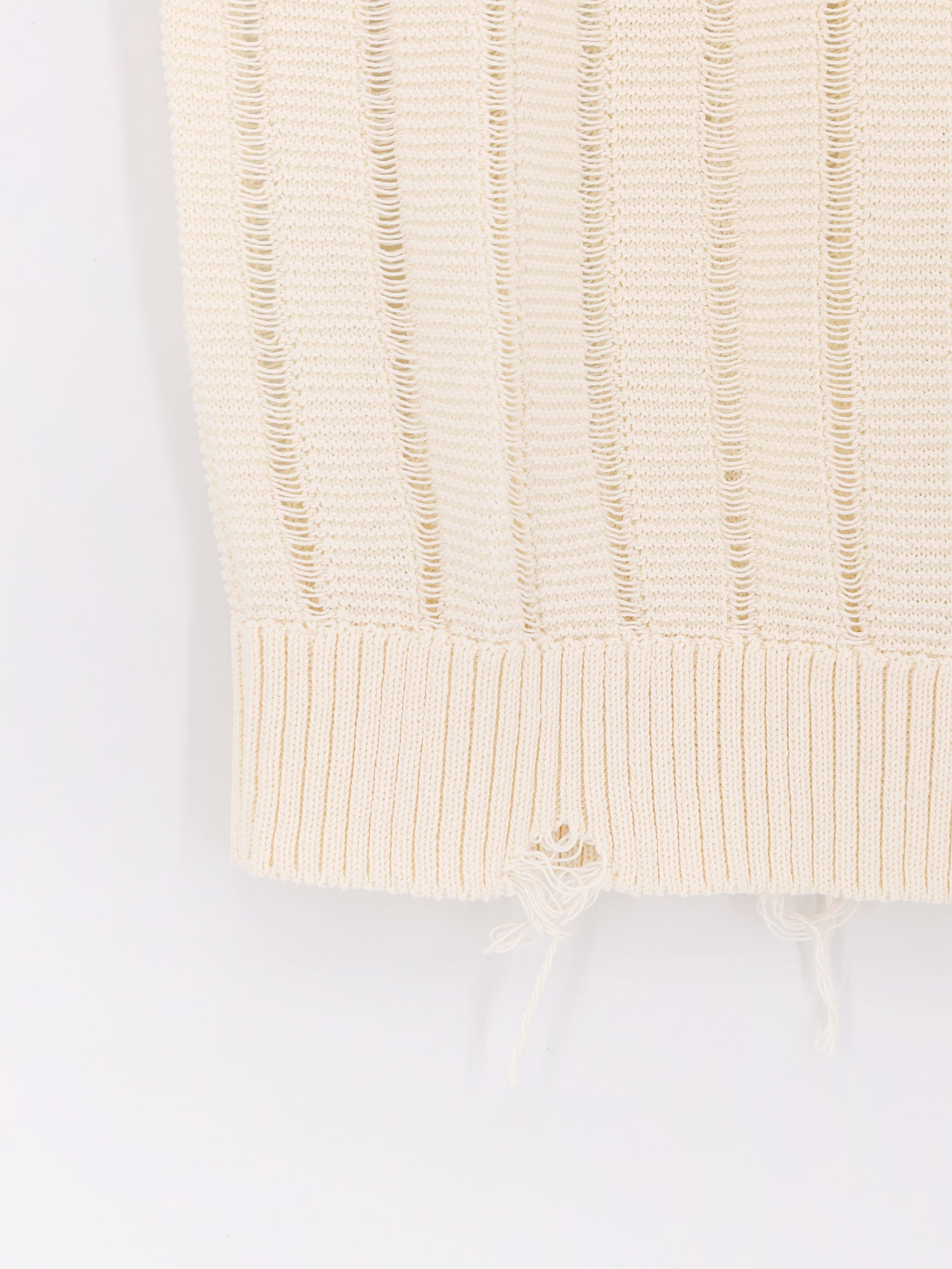 Destroyed effect cotton vest - Image 3