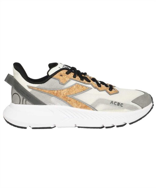 Diadora MYTHOS BLUSHIELD VOLO 3 ACBC Sneakers